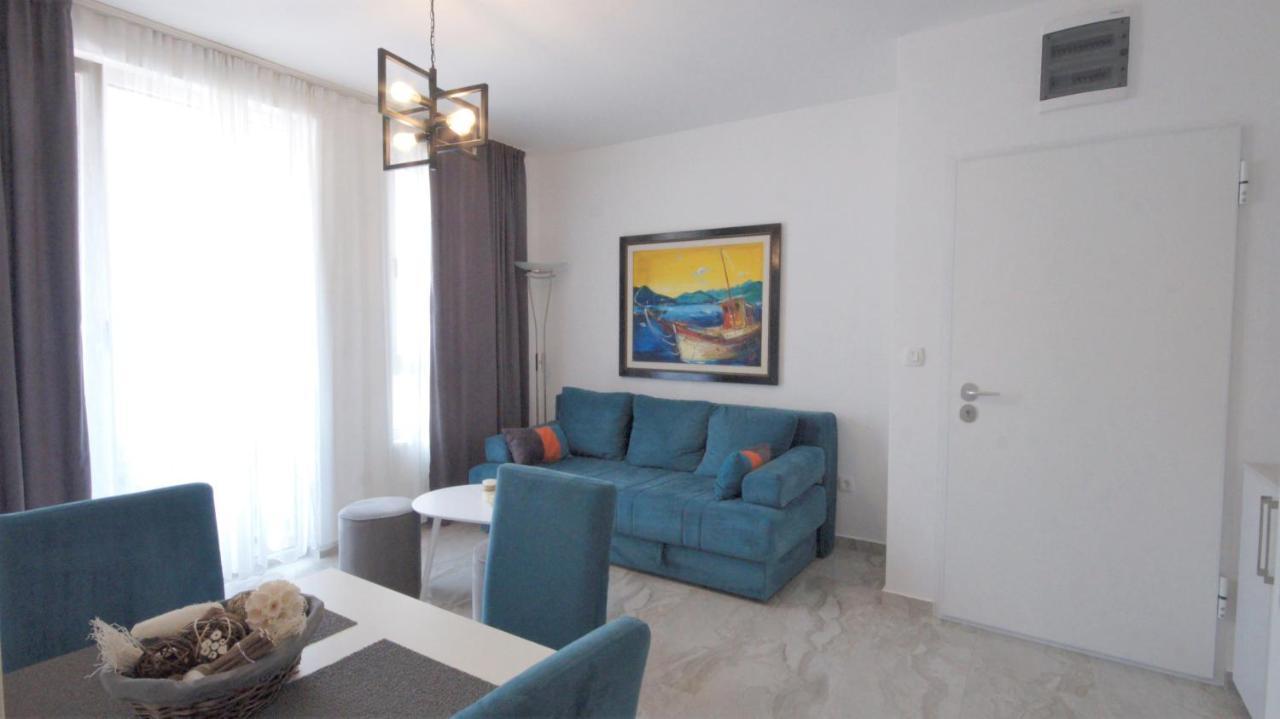 Mondi Azzurri Lägenhet Budva Exteriör bild
